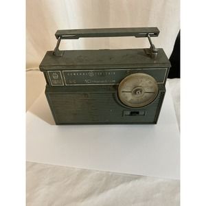 Vintage General Electric AFC 10 Transistor Radio
